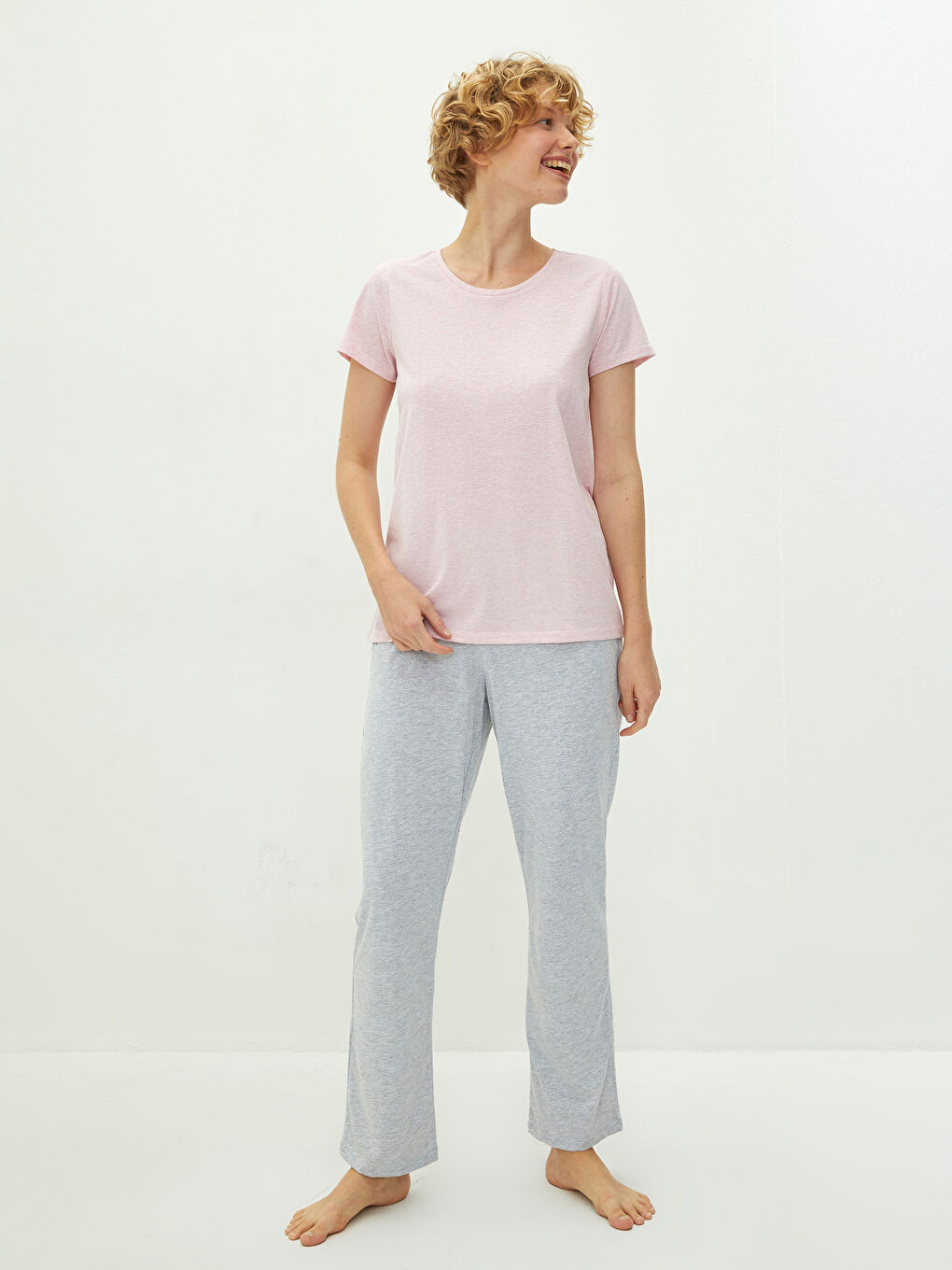 Gri Bisiklet Yaka Düz Kısa Kollu Kadın Pijama Takım-1