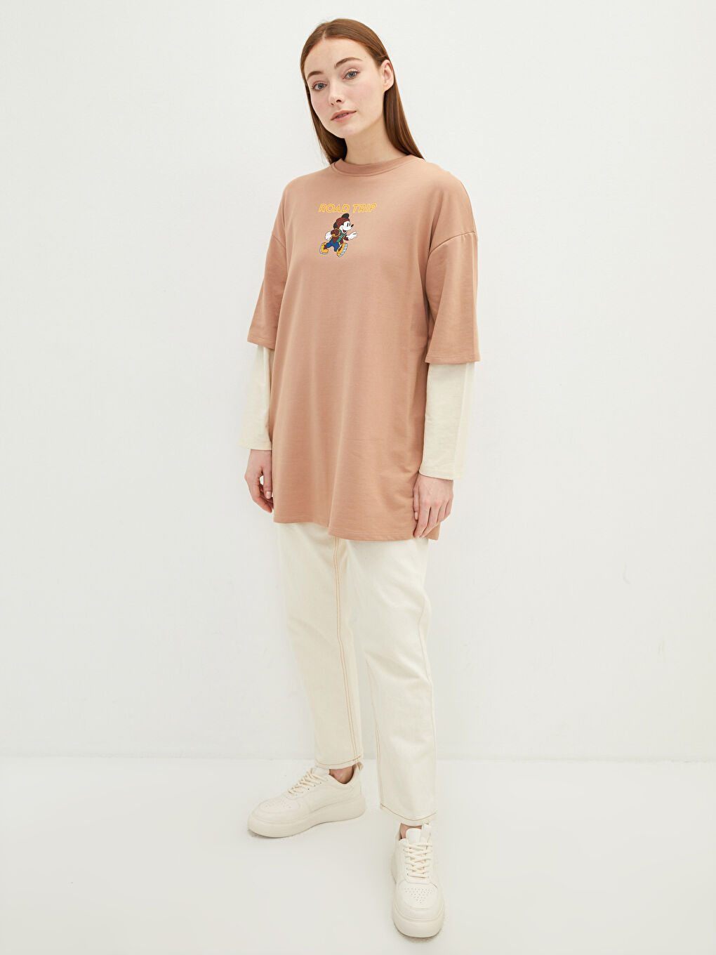 Bej Bisiklet Yaka Mickey Mouse Baskılı Kadın Sweatshirt Tunik