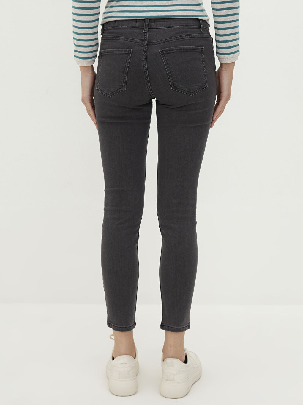 Blugi Rodeo Detaliați cu Buzunar Drept și Croială Skinny Fit pentru Femei Mercury-4