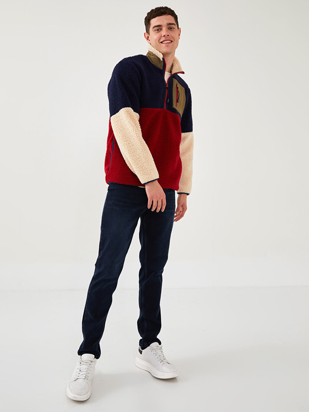 Lacivert Dik Yaka Uzun Kollu Renk Bloklu Pelüş Erkek Sweatshirt-2