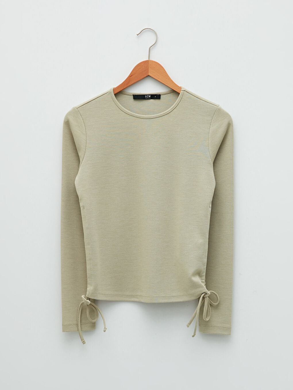 LCW Vision T-shirt à Manches Longues avec Détails à Volants et Col Rond pour Femmes -W1J664Z8-RYR