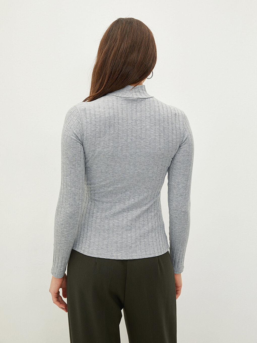 Свитер Женский с Полуводолазкой Прямой с Длинным Рукавом-5