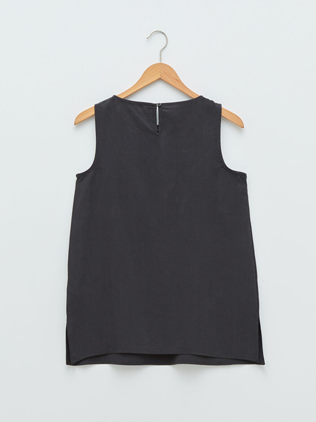 تي شيرت حوامل سادة بدون أكمام بياقة على شكل حرف U-5