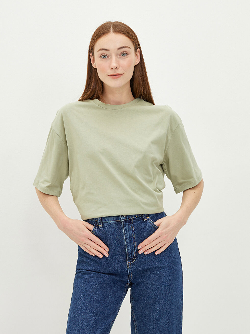 Yeşil Bisiklet Yaka Düz Kısa Kollu Pamuklu Kadın Tişört-1
