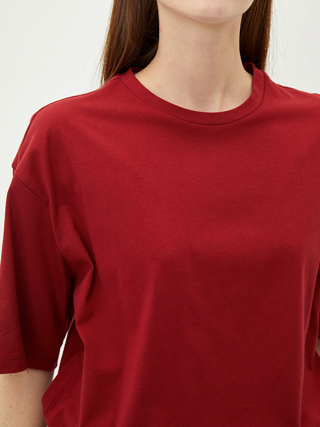 Bordo Bisiklet Yaka Düz Kısa Kollu Pamuklu Kadın Tişört-5