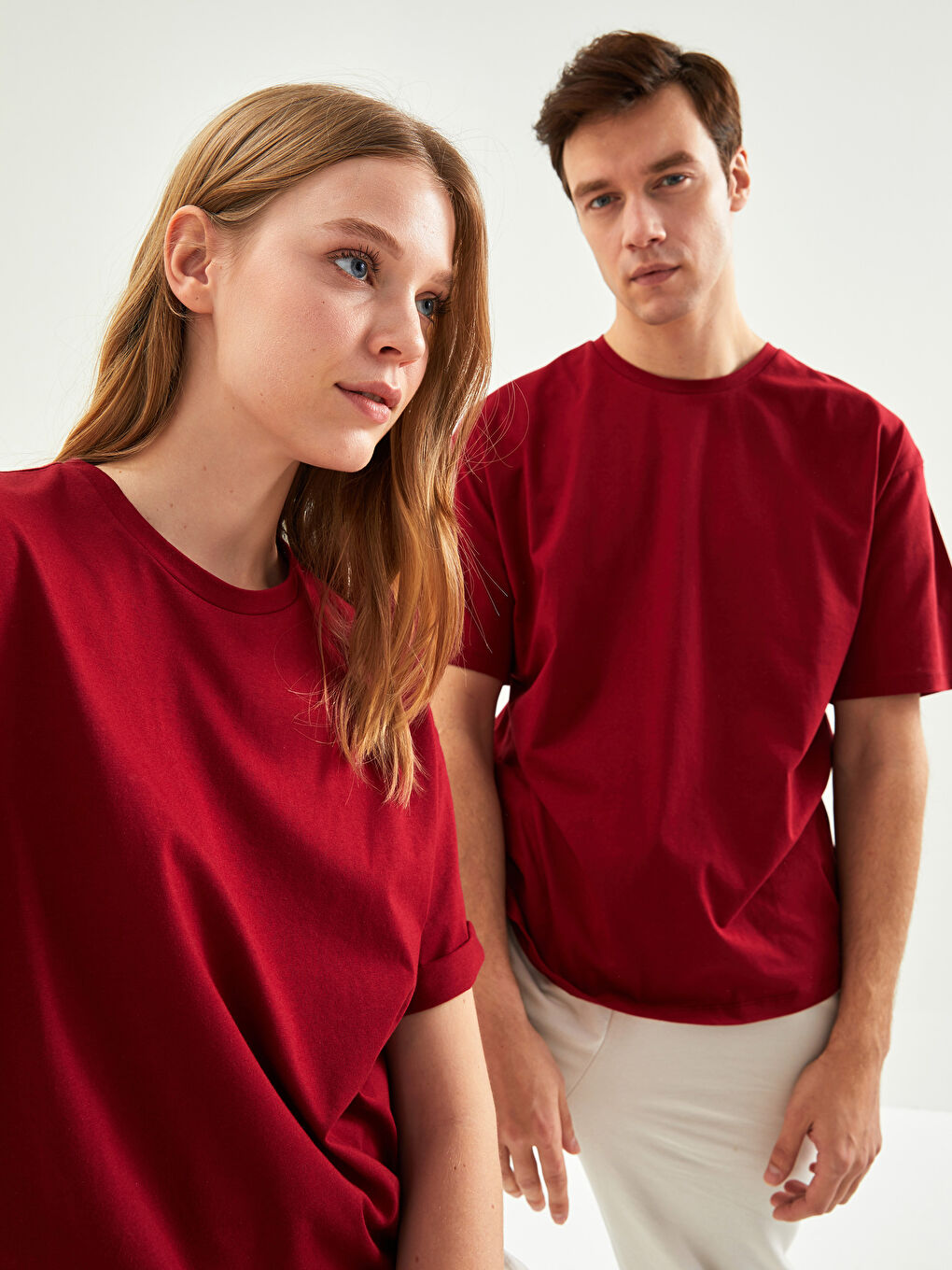 Bordo Bisiklet Yaka Düz Kısa Kollu Pamuklu Kadın Tişört