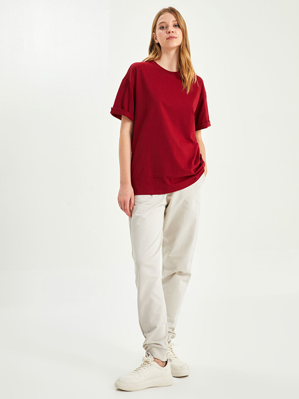 Bordo Bisiklet Yaka Düz Kısa Kollu Pamuklu Kadın Tişört-6