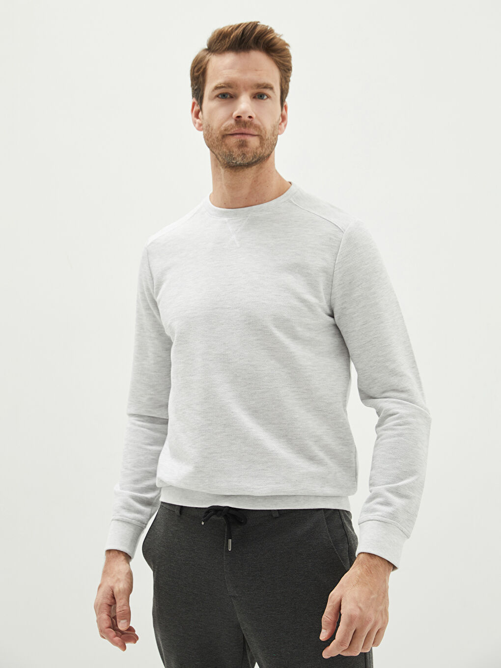 Sweat-shirt Basique à Col Rond et Manches Longues pour Hommes-1