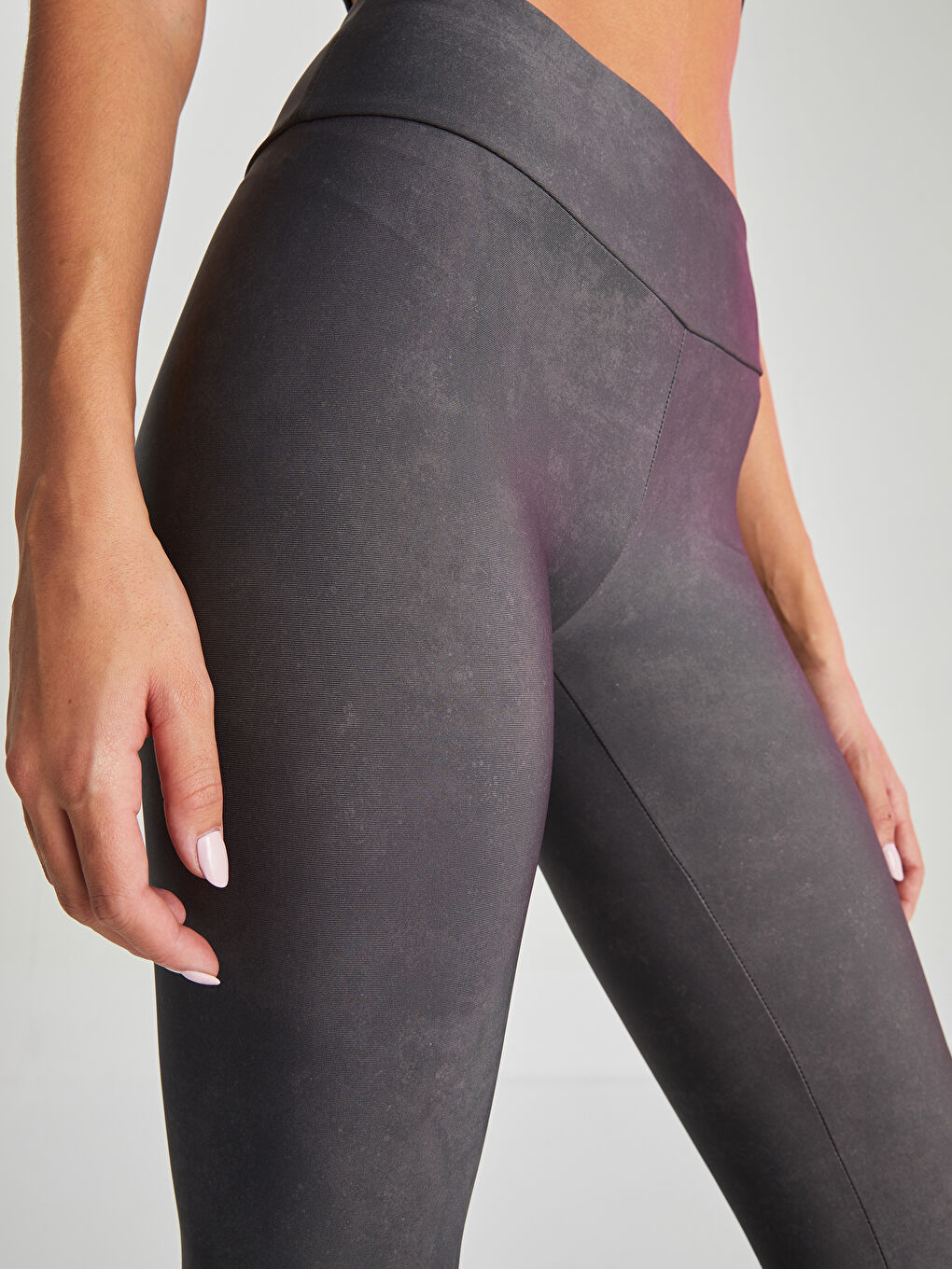 Women's Elasticated Waist Plain Sports Leggings-5