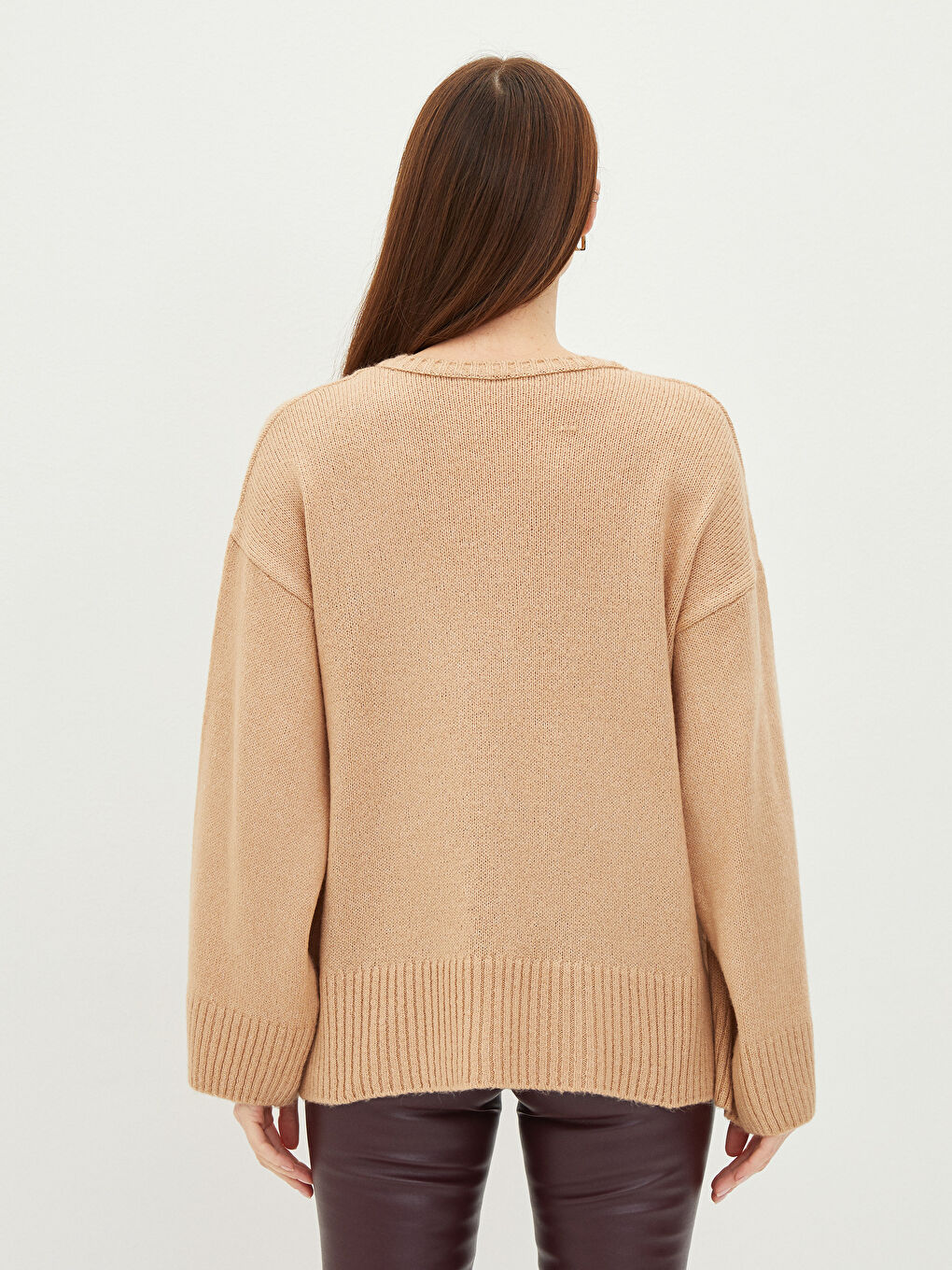 Свитер из трикотажа с V-образным вырезом, однотонный, с длинным рукавом для женщин-3