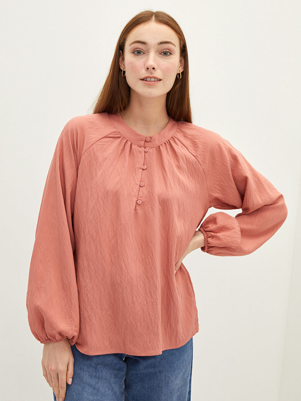 Crew Neck Straight Long Sleeve Gabardine Fabric Women's Blouse-1