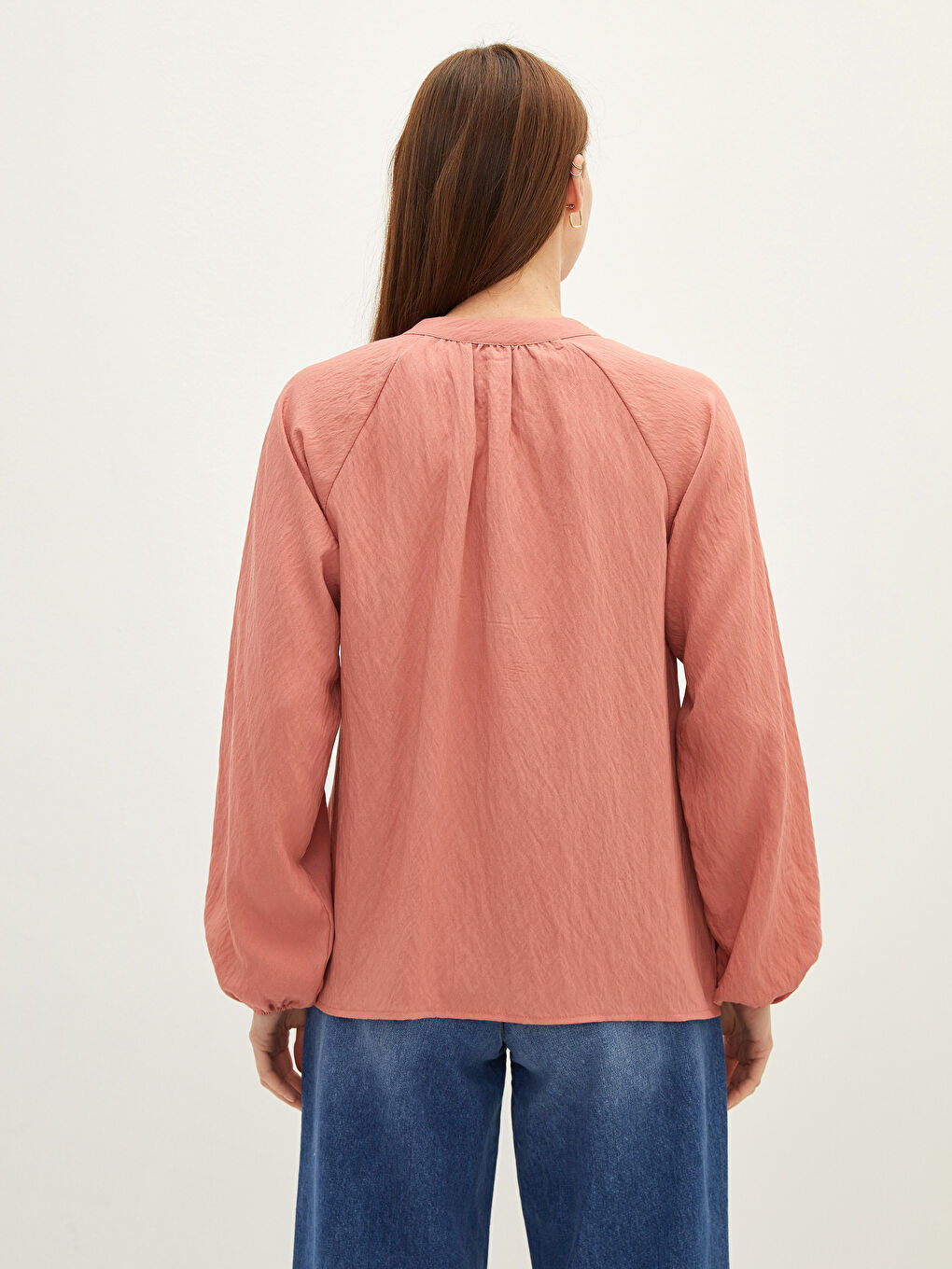 Crew Neck Straight Long Sleeve Gabardine Fabric Women's Blouse-4