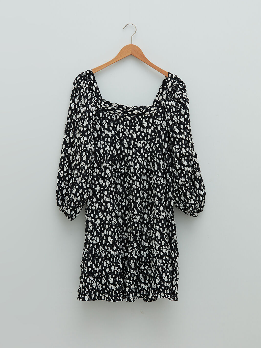 Siyah Kare Yaka Desenli Uzun Kollu A Kesim Krep Kumaş Kadın Elbise-5