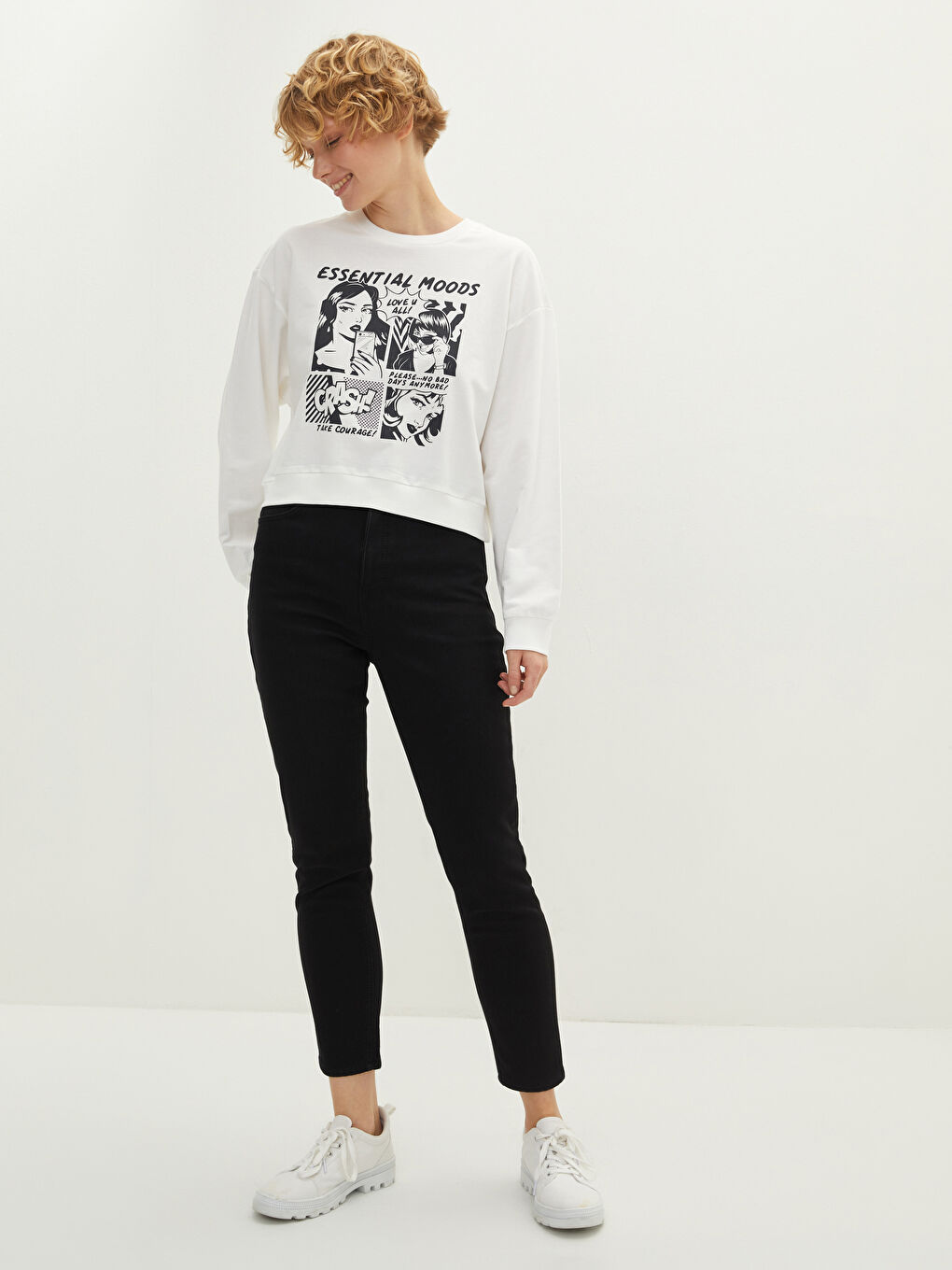 Crew Neck Printed Long Sleeve Cotton Women's Sweatshirt-2