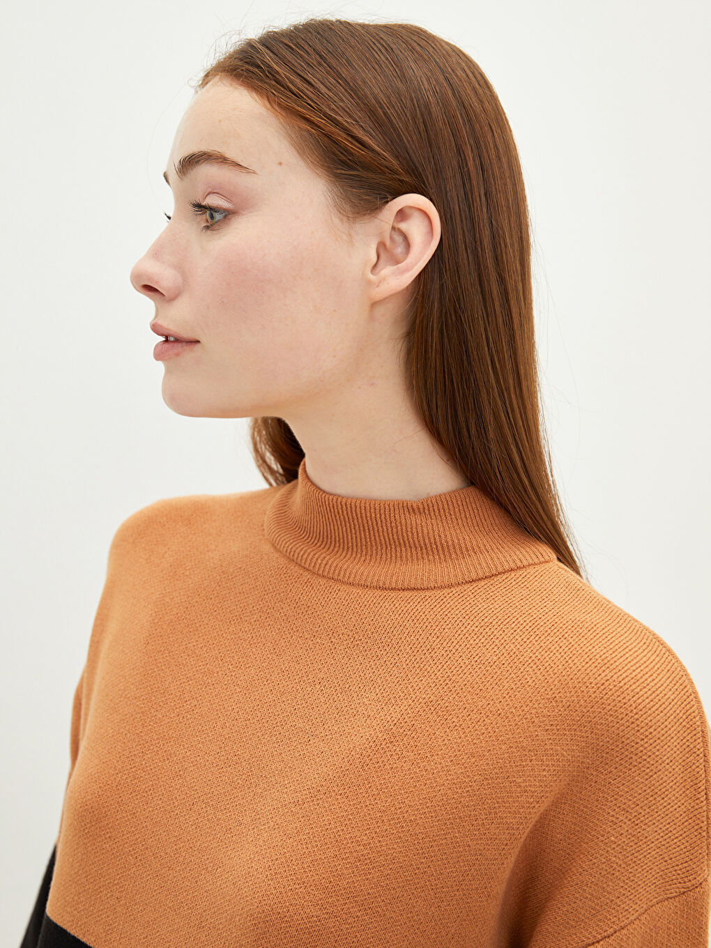 Kahverengi Dik Yaka Renk Bloklu Uzun Kollu Kadın Triko Tunik-2