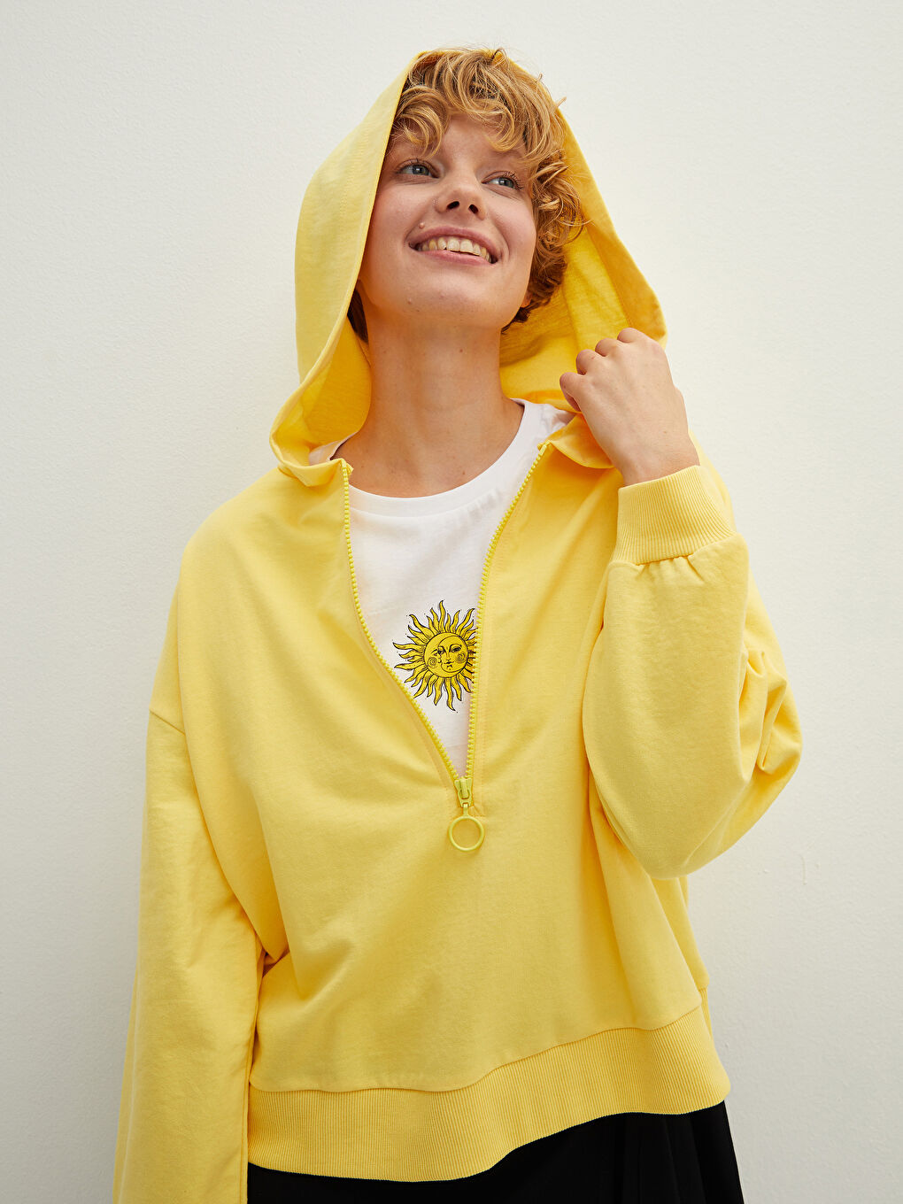 Hooded Collar Regular Long Sleeve Women's Sweatshirt