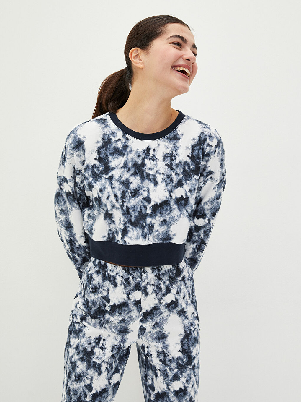 Crew Neck Batik Patterned Long Sleeve Cotton Women's Pajama Set-2