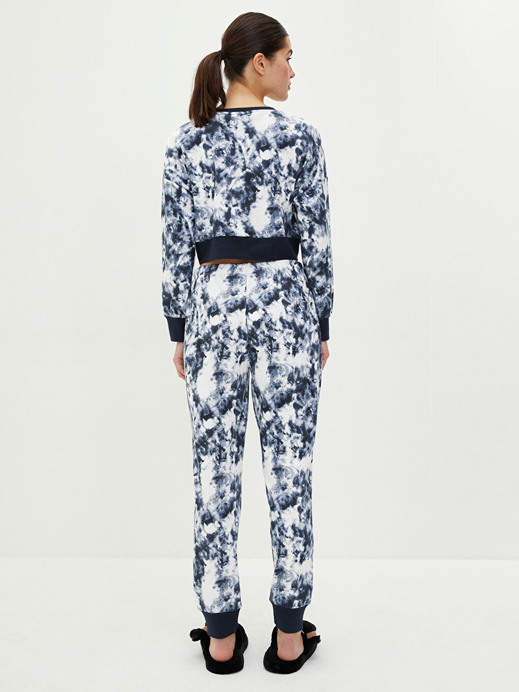 Crew Neck Batik Patterned Long Sleeve Cotton Women's Pajama Set-4