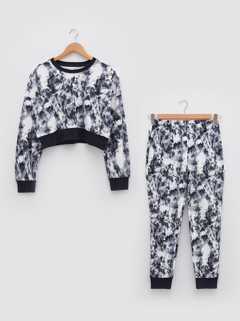 Crew Neck Batik Patterned Long Sleeve Cotton Women's Pajama Set-5