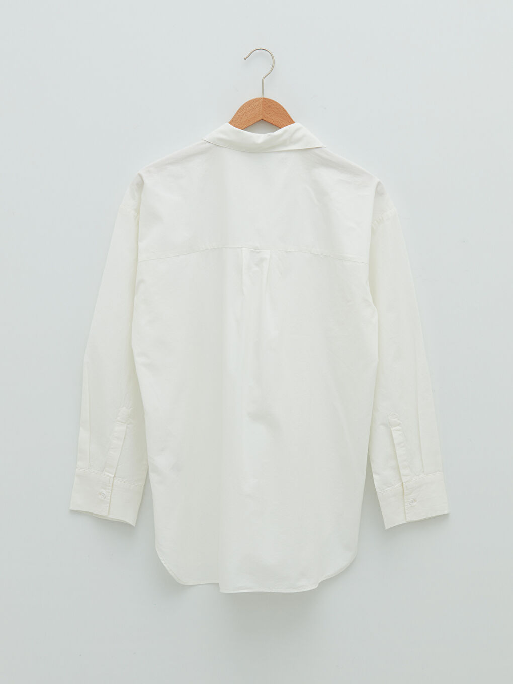 Beyaz Önden Düğme Kapamalı Düz Uzun Kollu Poplin Kadın Gömlek-6