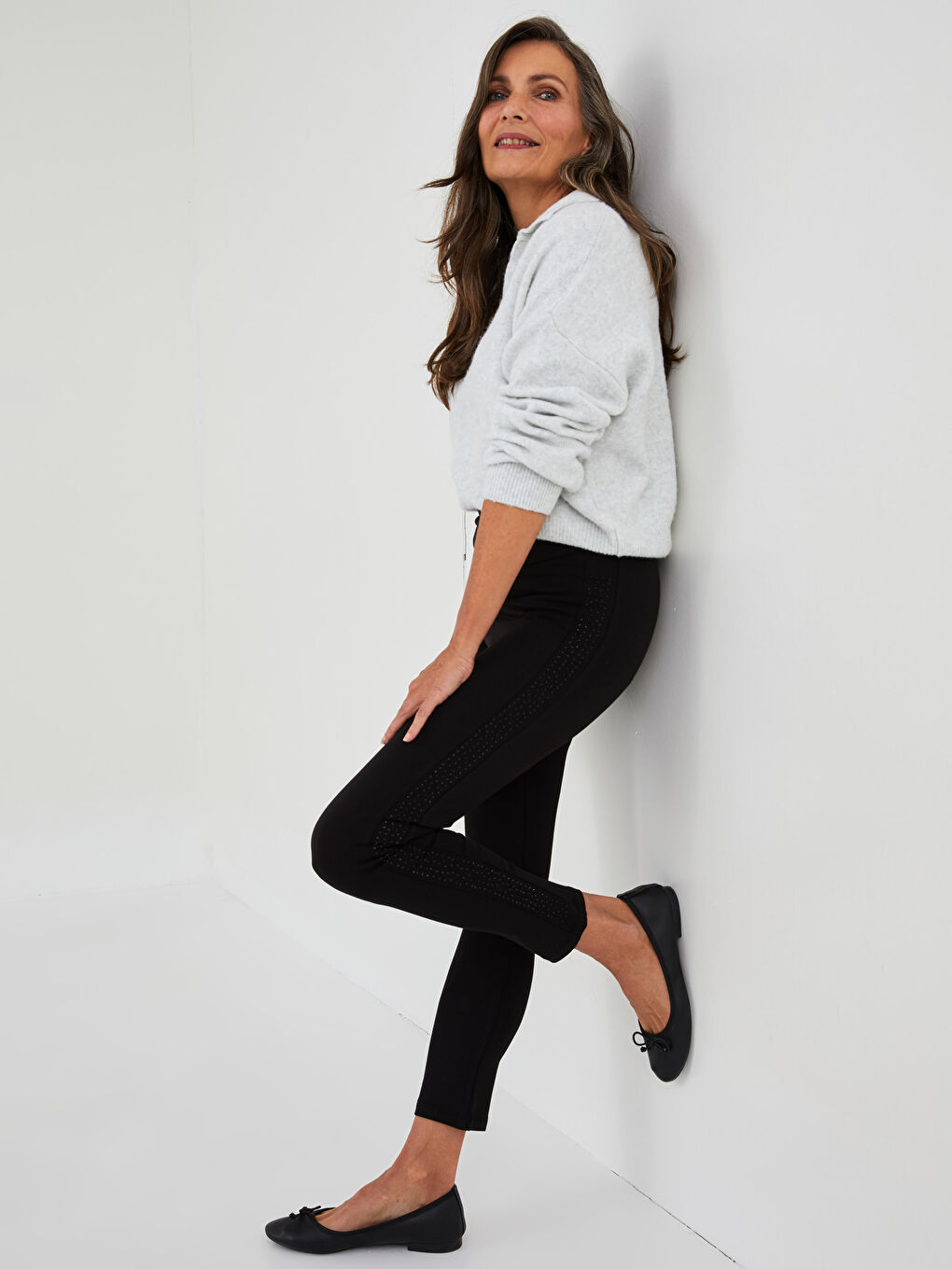 Әйелдерге арналған серпімді белдік таспен безендірілген леггинстер