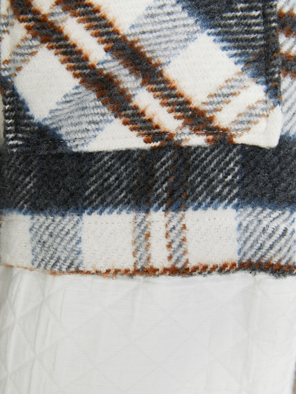 Kahverengi Önden Düğme Kapamalı Ekose Cep Detaylı Uzun Kollu Kadın Gömlek Ceket-4