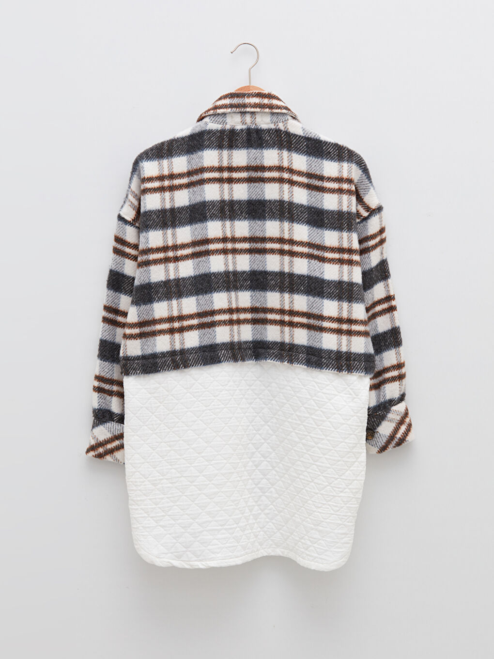 Kahverengi Önden Düğme Kapamalı Ekose Cep Detaylı Uzun Kollu Kadın Gömlek Ceket-7