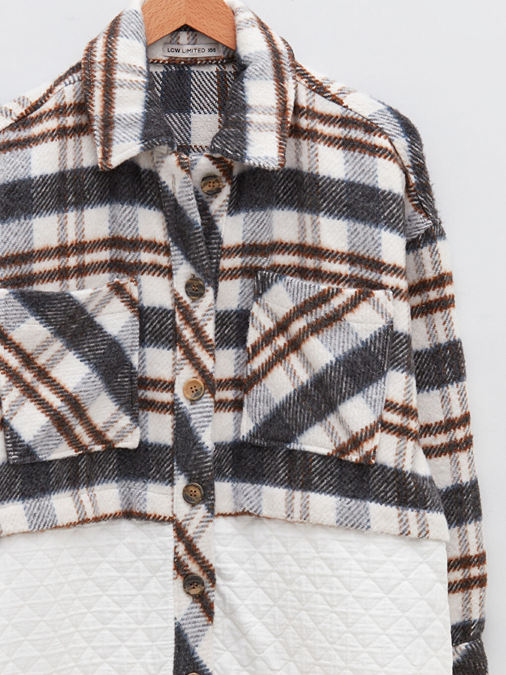 Kahverengi Önden Düğme Kapamalı Ekose Cep Detaylı Uzun Kollu Kadın Gömlek Ceket-8