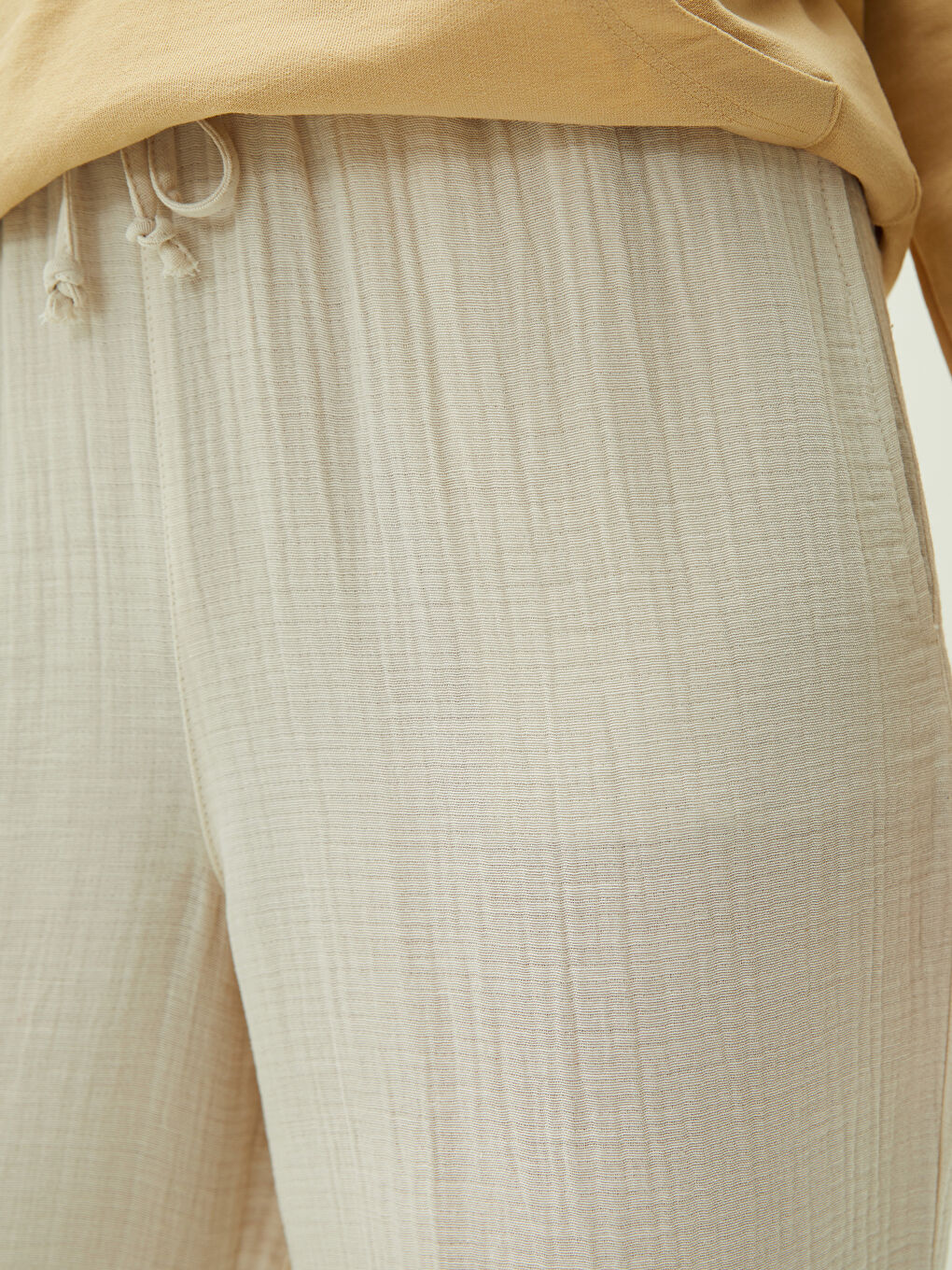 بنطلون للسيدات بخصر مرن وجيوب بتفاصيل عادية-5