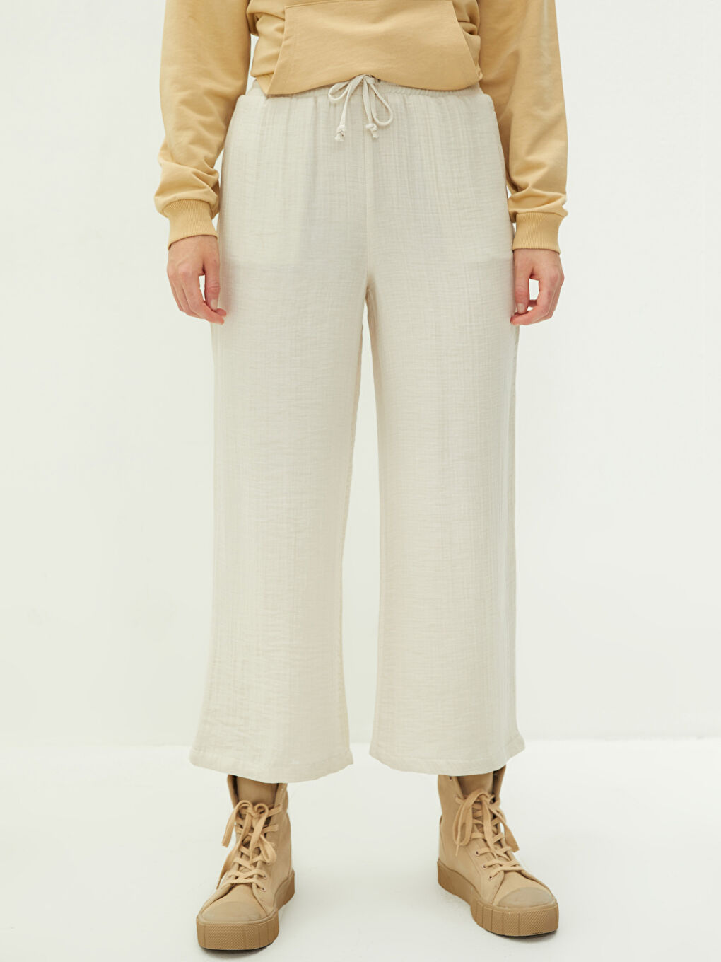 بنطلون للسيدات بخصر مرن وجيوب بتفاصيل عادية-7