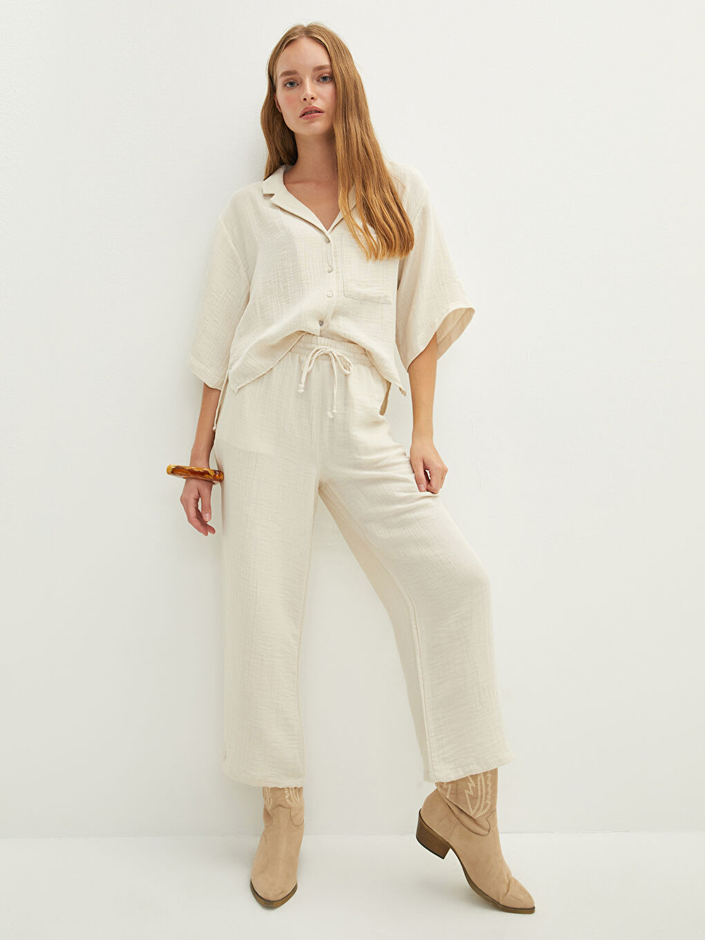 بنطلون للسيدات بخصر مرن وجيوب بتفاصيل عادية-2