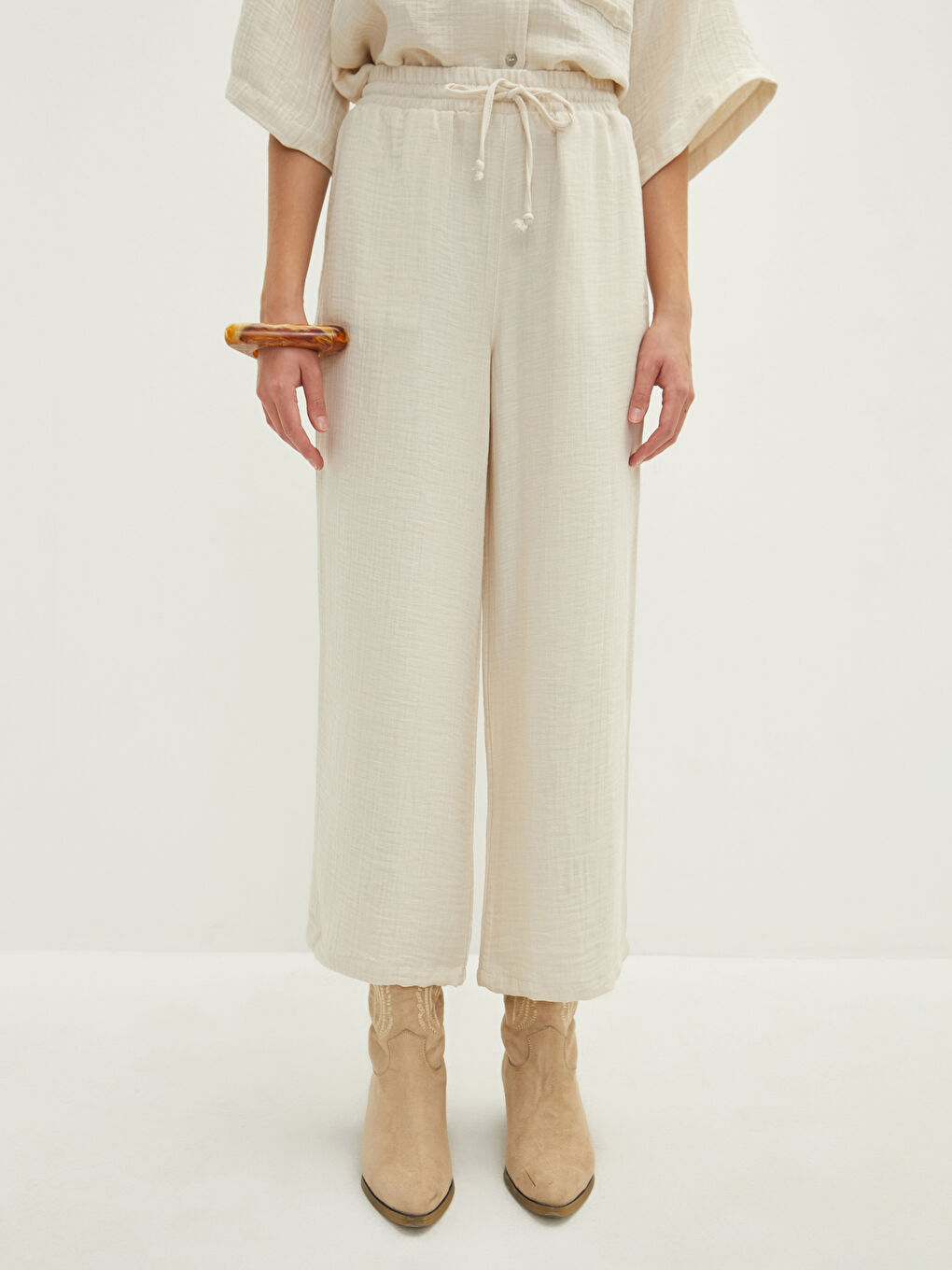 بنطلون للسيدات بخصر مرن وجيوب بتفاصيل عادية-8