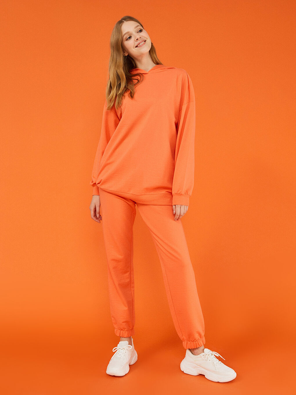 LCW Limited Bedrucktes Kapuzensweatshirt mit Langarm für Damen -W1JD82Z8-JSF