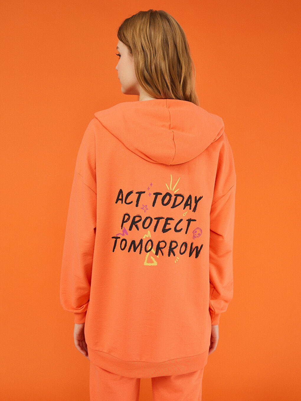 LCW Limited Bedrucktes Kapuzensweatshirt mit Langarm für Damen -W1JD82Z8-JSF
