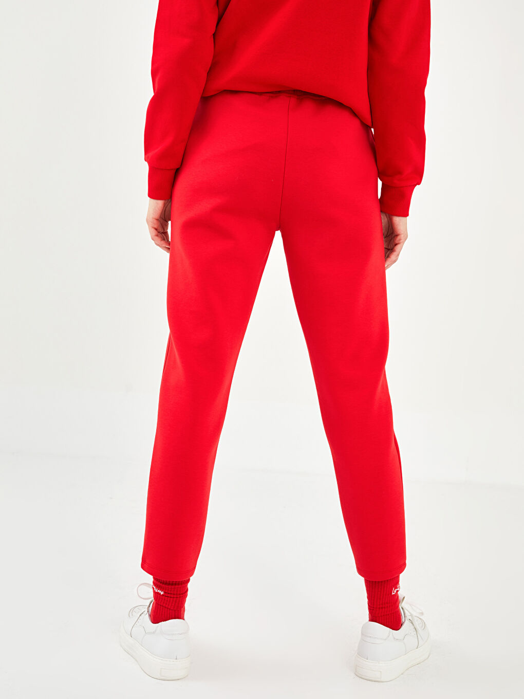 Женские спортивные штаны с эластичной резинкой на талии и карманами-4