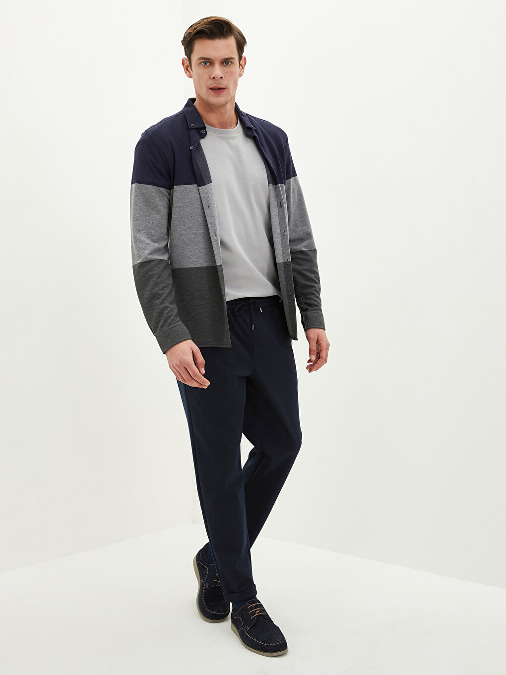 Чоловік ТЕМНО-СИНІЙ Сорочка-2