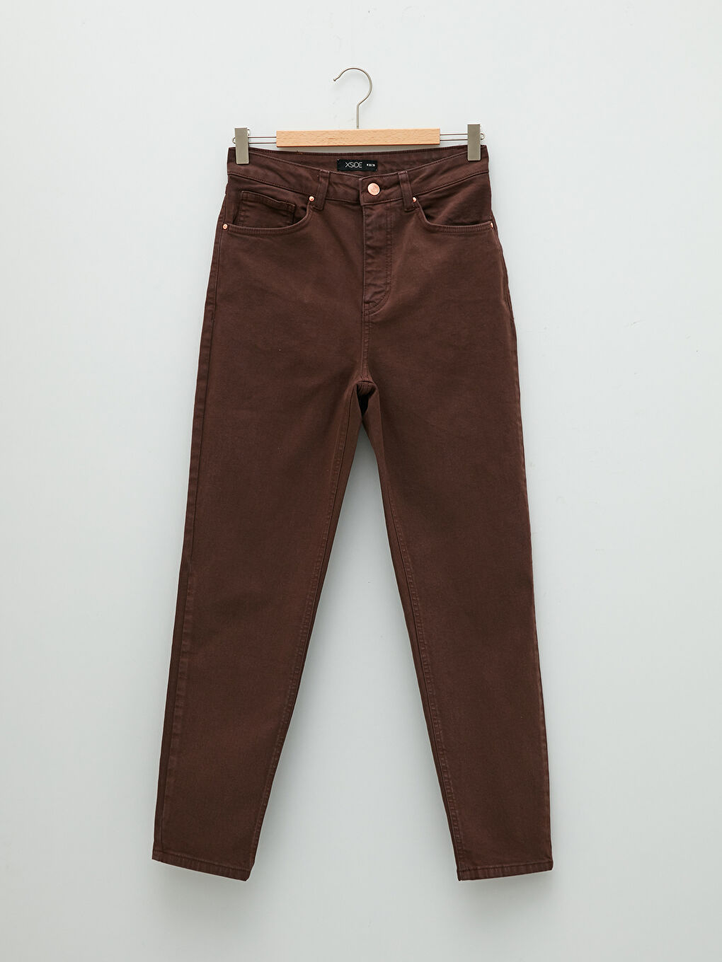 Jean Standard Ajusté avec Détails de Poche pour Femmes-6