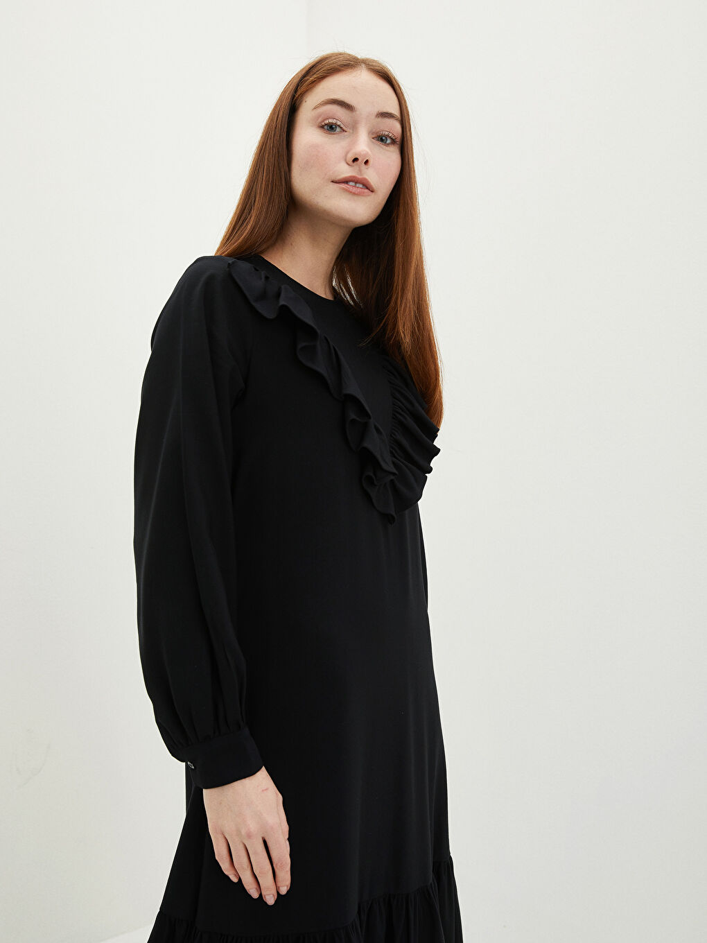 Siyah Bisiklet Yaka Fırfır Detaylı Uzun Kollu Kadın Gömlek Elbise-2