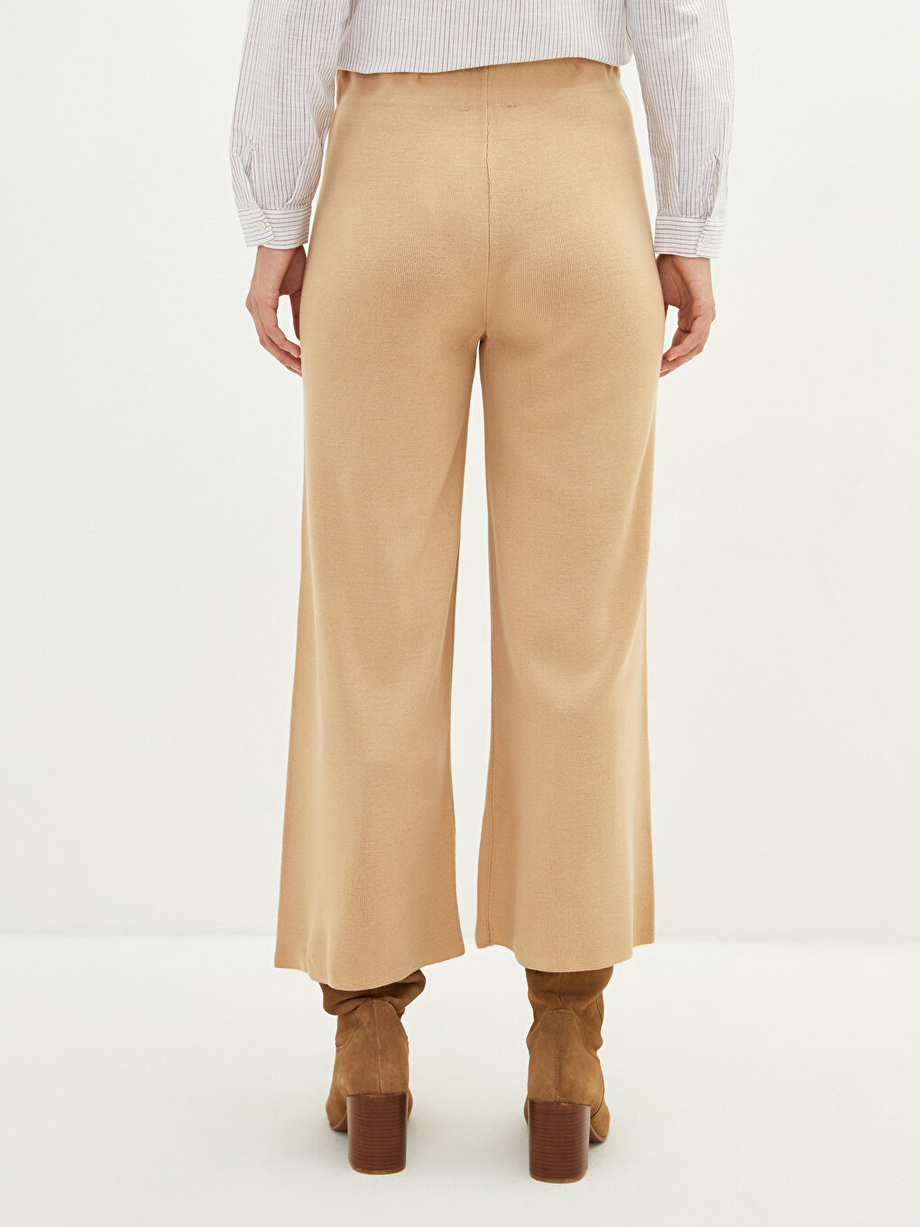 Bej Kadın Beli Lastikli Dar Fit Düz Triko Pantolon-4