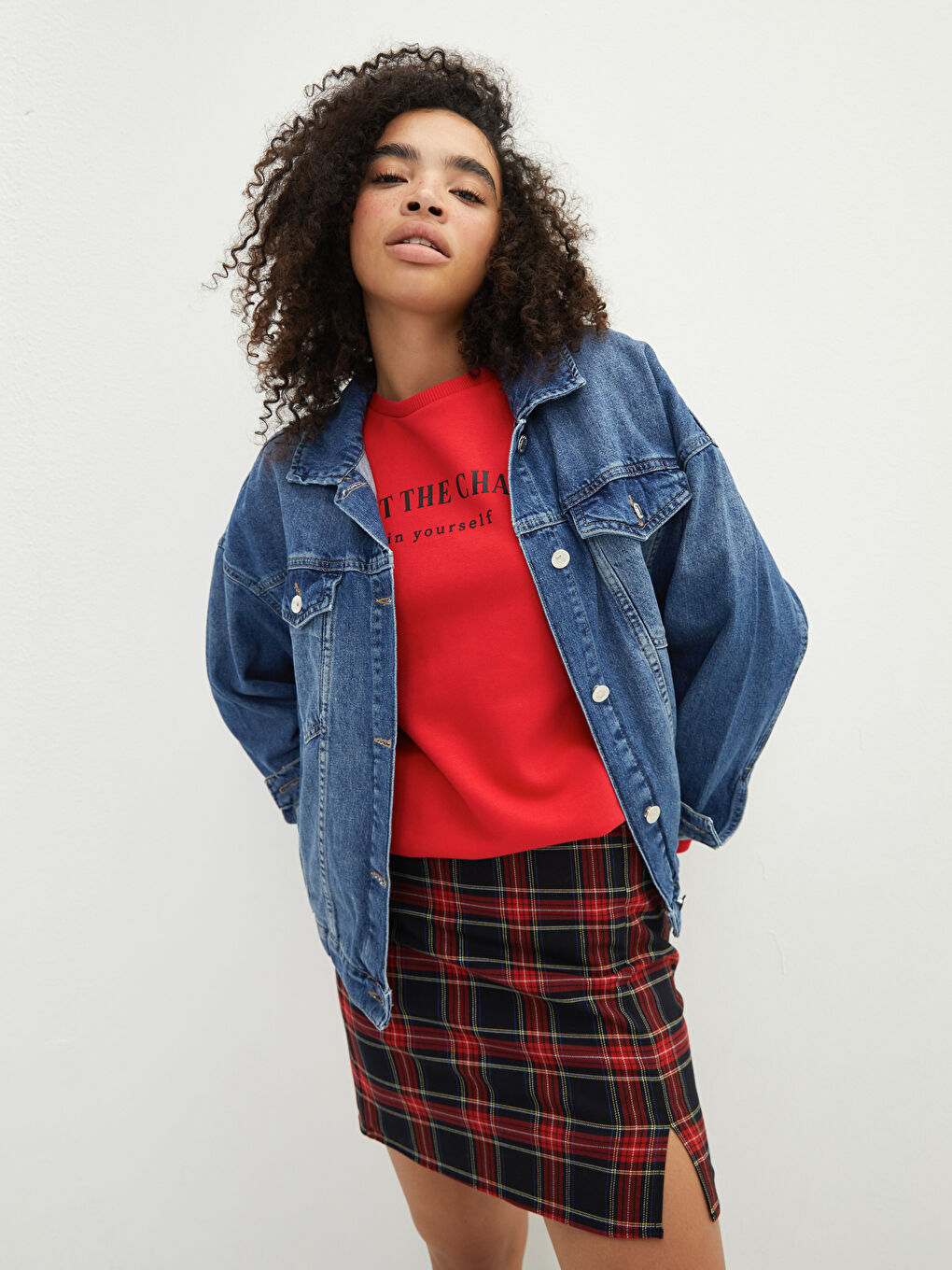 İndigo Gömlek Yaka Düz Uzun Kollu Cep Detaylı Oversize Kadın Jean Ceket-1