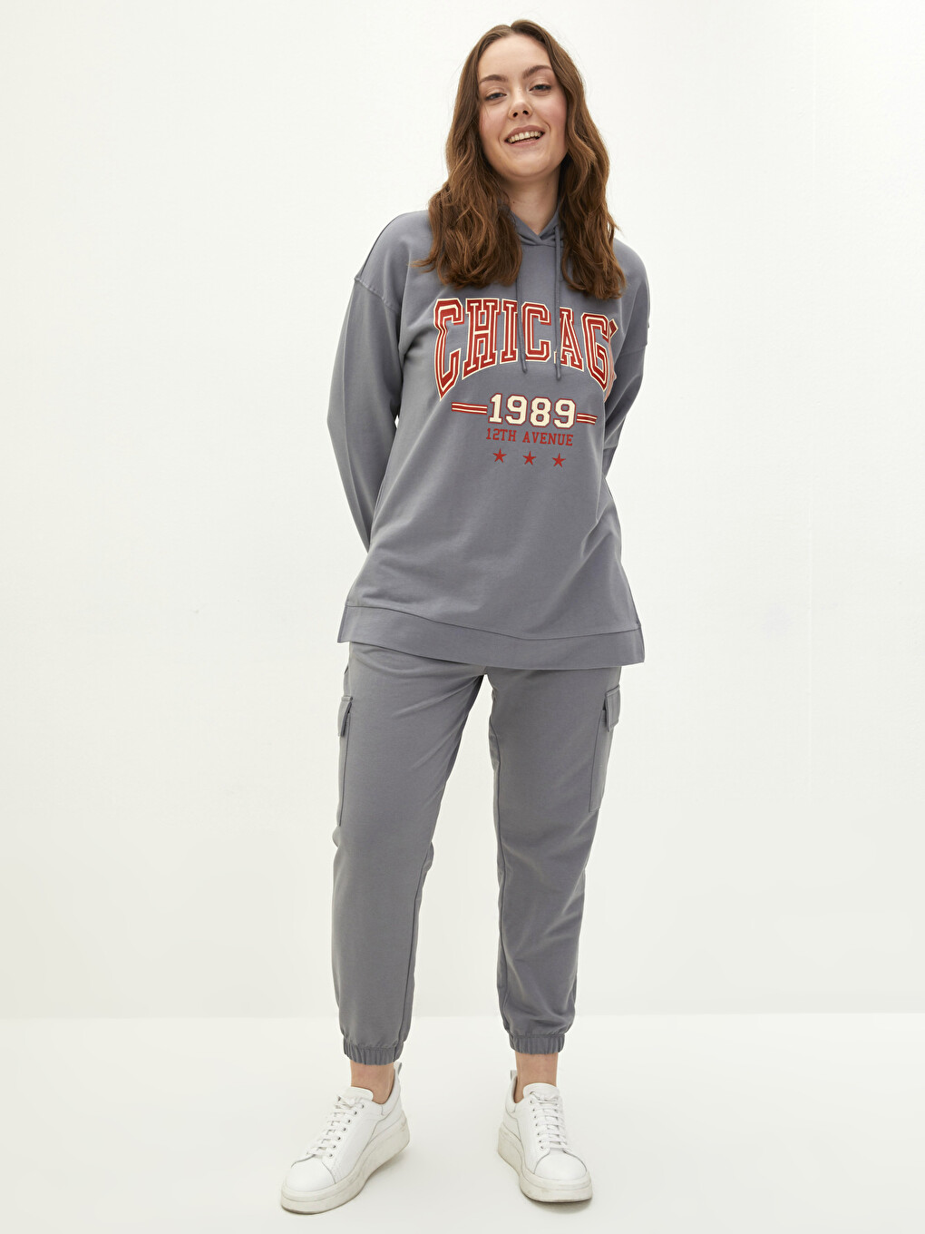 Plus Size Women's Elastic Waist Flat Pocket Detailed Jogger Sweatpants-1