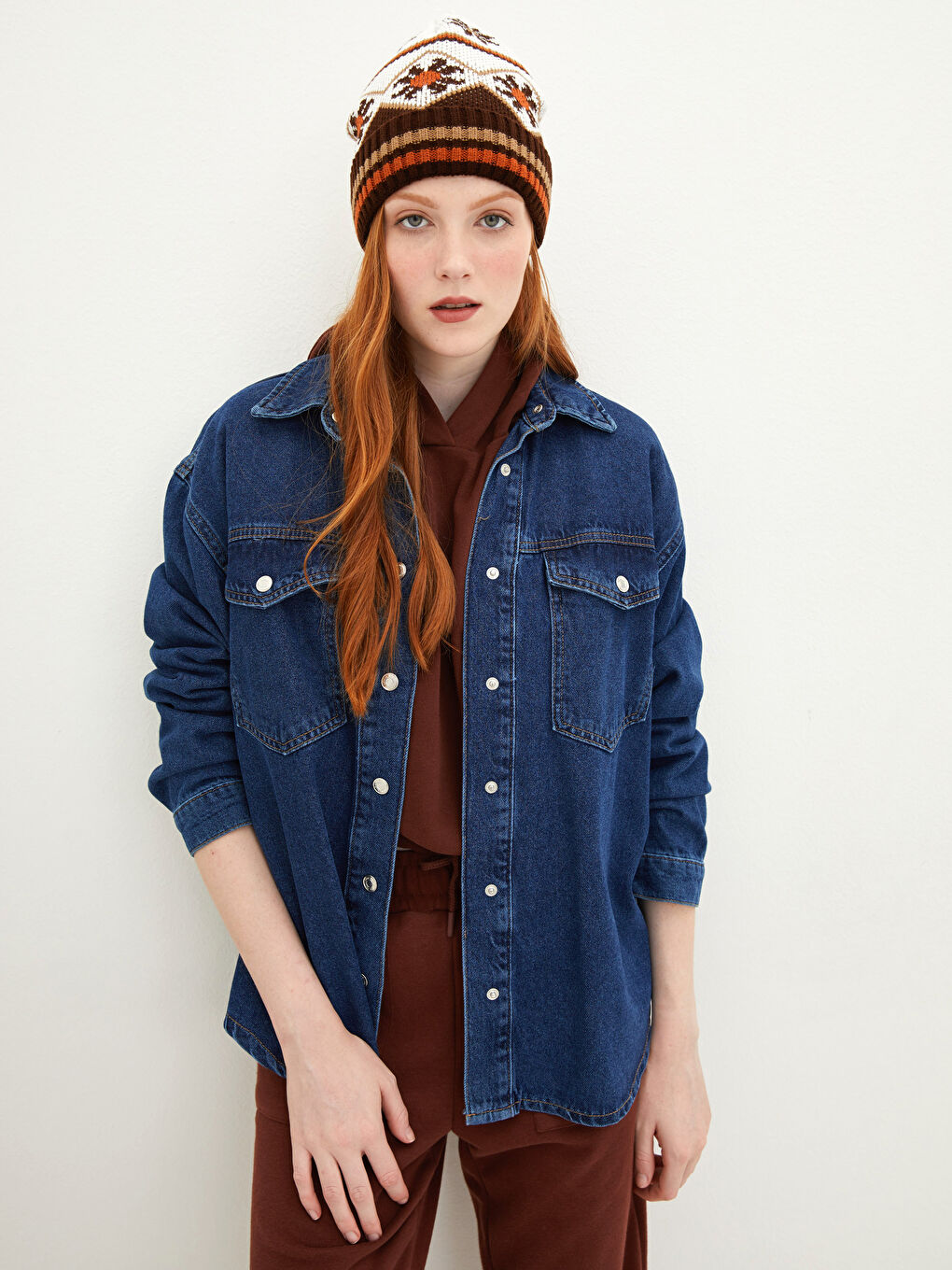 әйелдерге арналған алдыңғы түймелі түзу ұзын жеңді родео джинсы жейде-күртеше