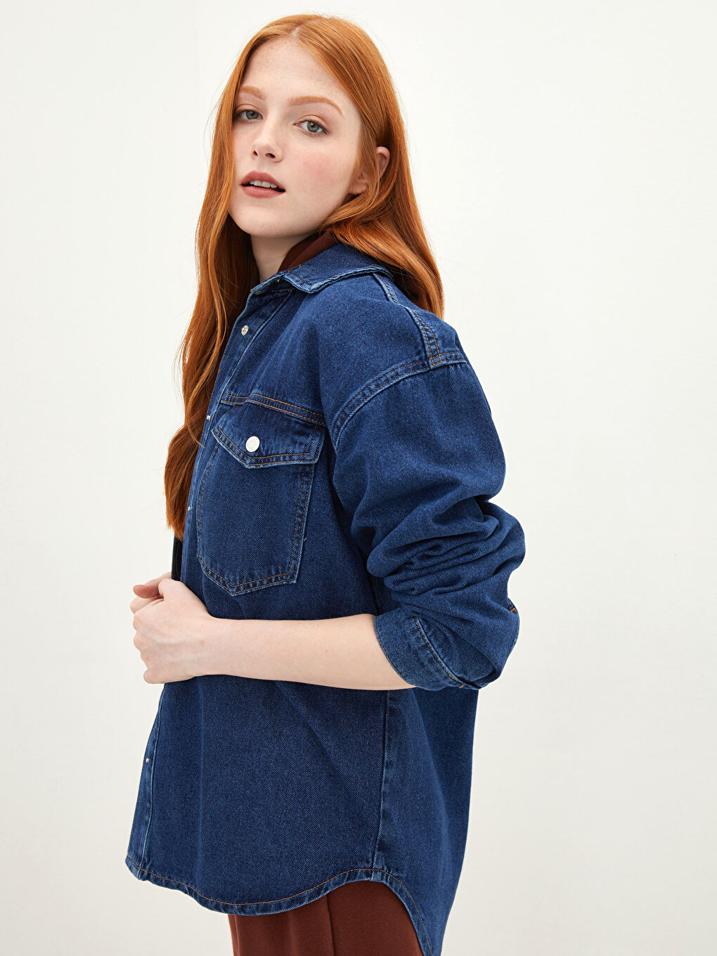 әйелдерге арналған алдыңғы түймелі түзу ұзын жеңді родео джинсы жейде-күртеше-2