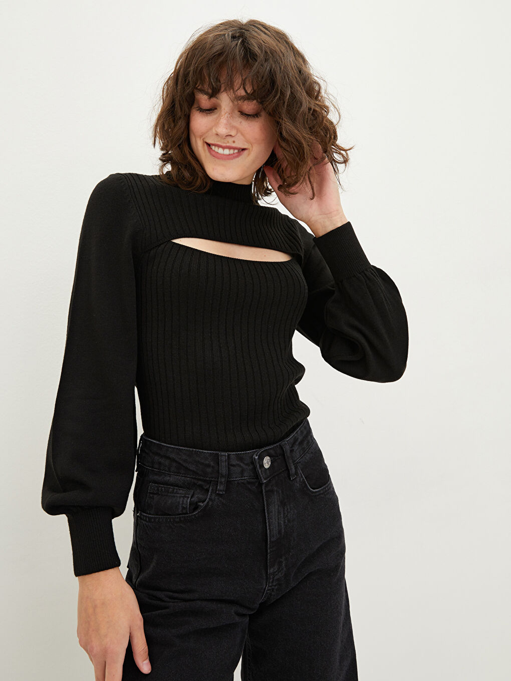 Әйелдерге арналған биік жағалы трикотаж жемпір-1