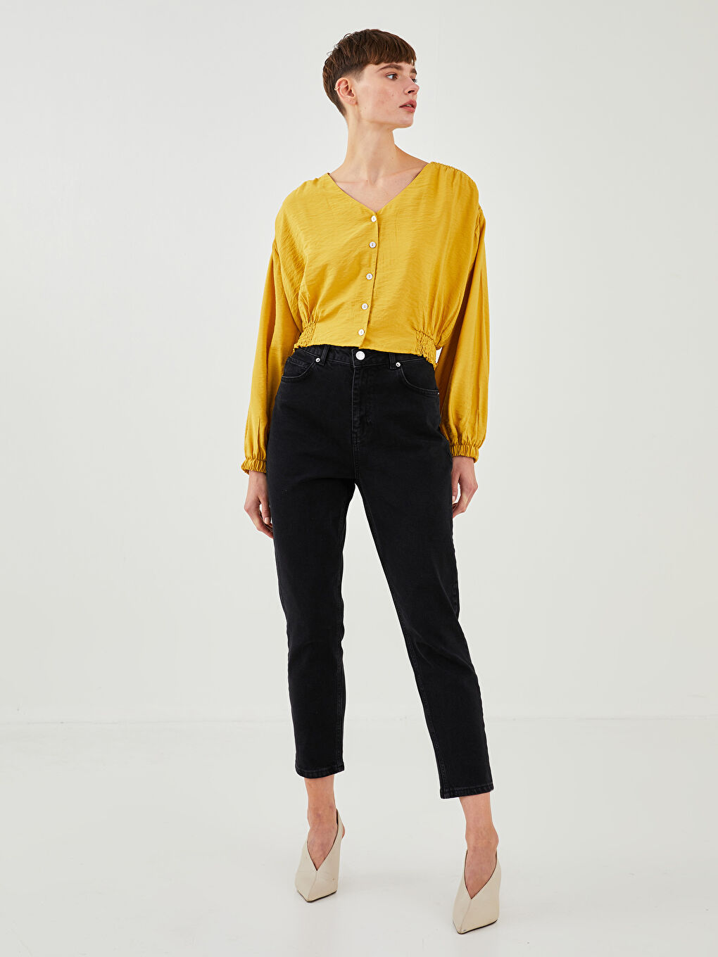 Sarı V Yaka Uzun Kollu Düz Viskon Kadın Bluz-1