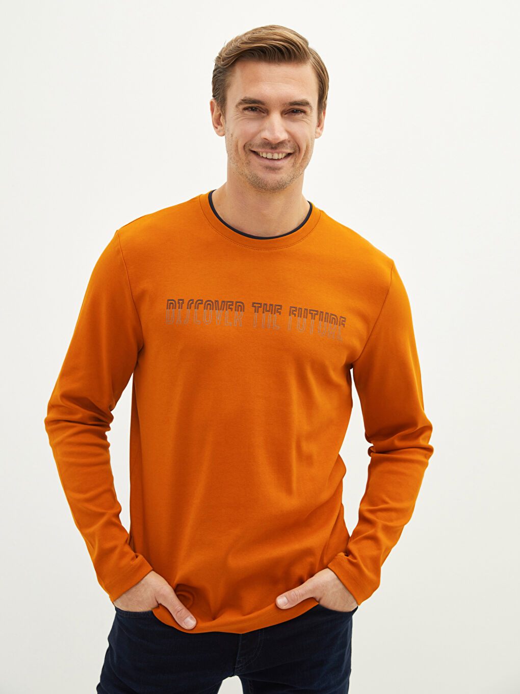 Crew Neck Long Sleeve Printed Men's T-Shirt