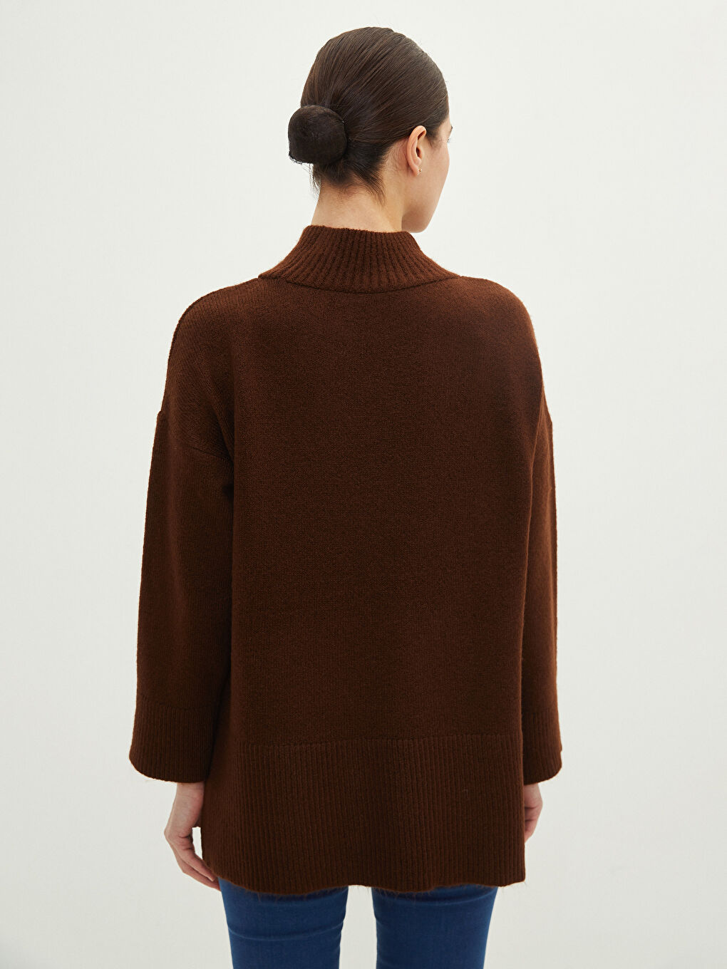 Kahverengi Yarım Balıkçı Yaka Düz Uzun Kollu Kadın Triko Tunik-3