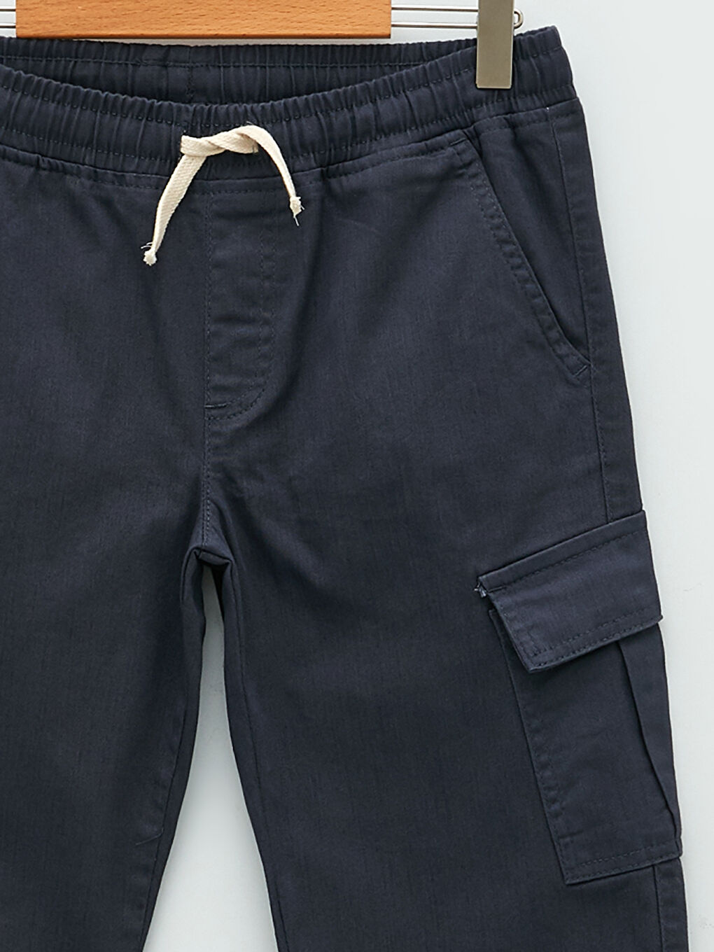 Short garçon basique en gabardine avec taille élastique-2