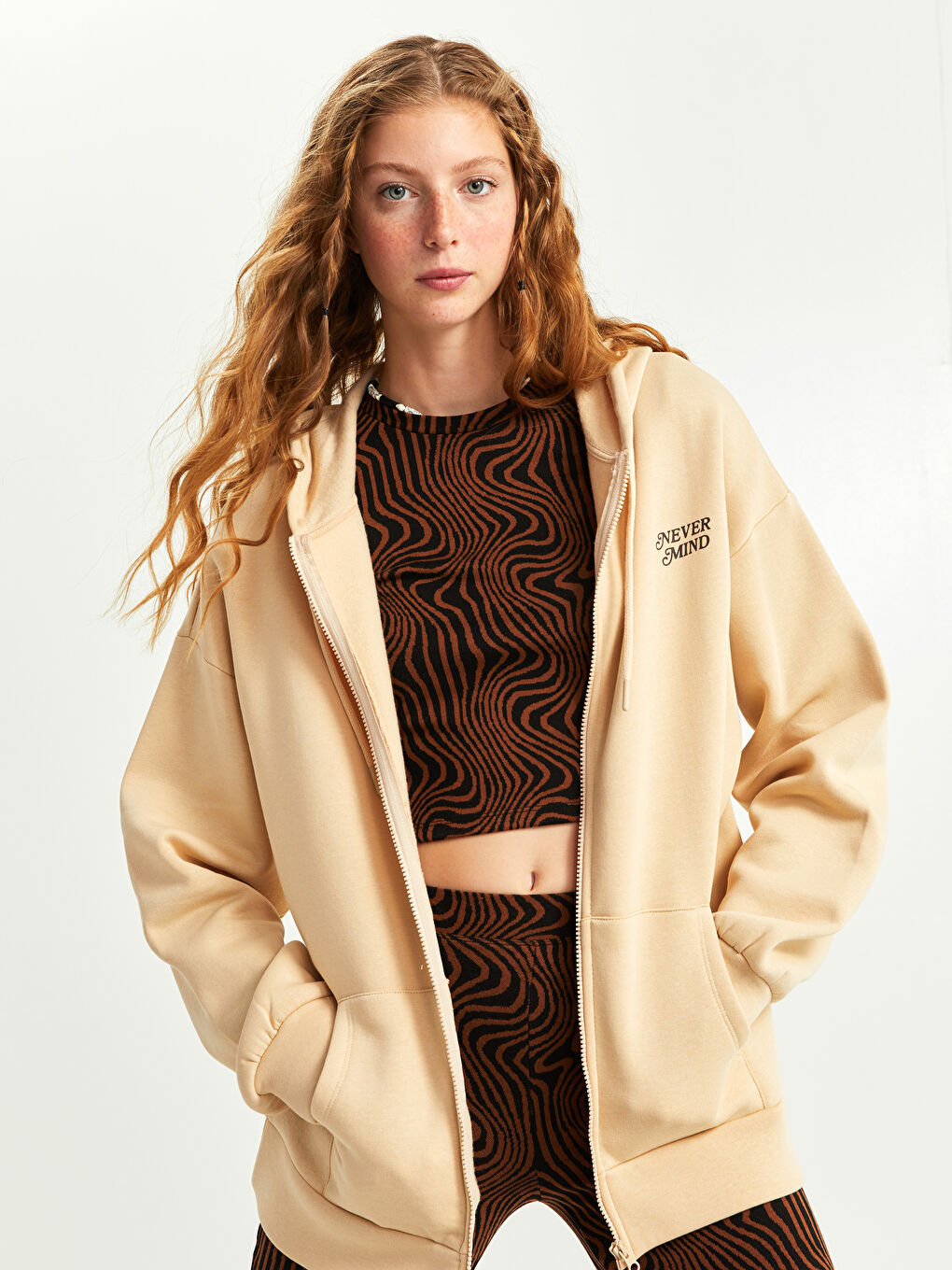 Hooded Text Printed Women's Thick Zippered Sweatshirt