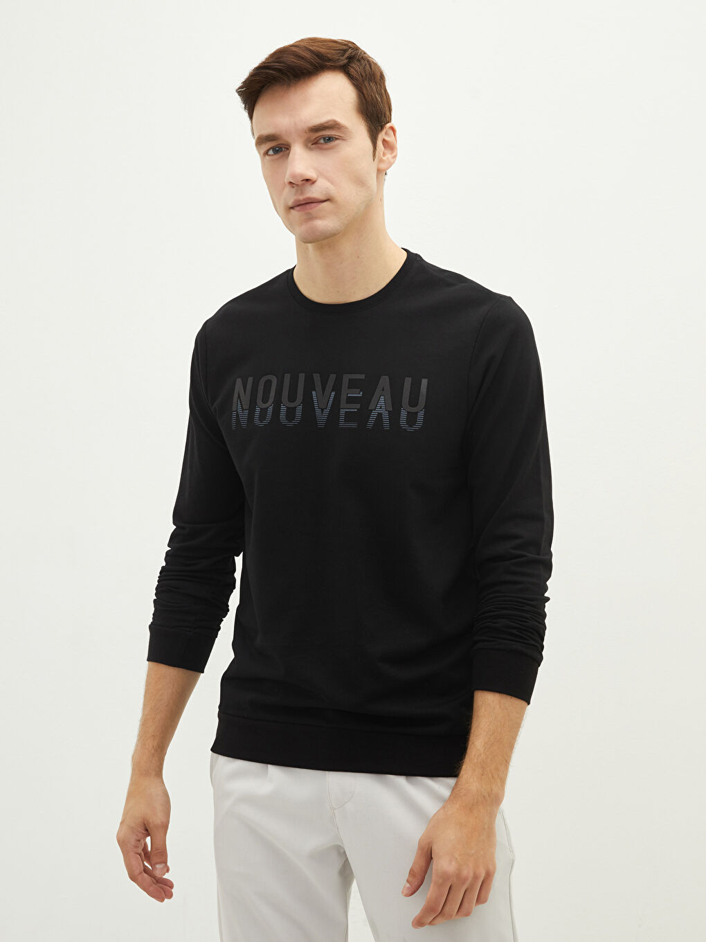 سويت شيرت كم طويل مطبوع بياقة دائرية للرجال-1